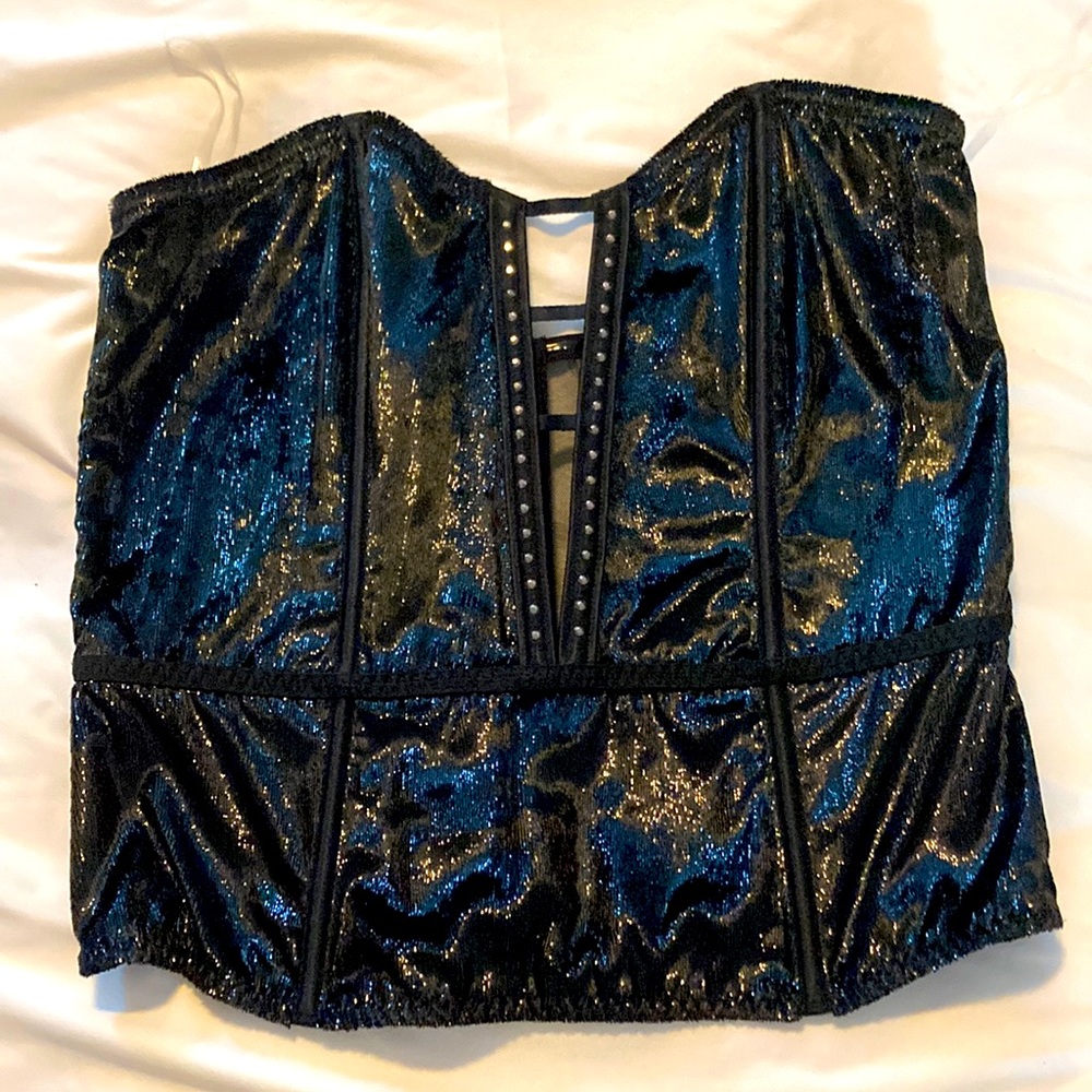 Brand New Victoria’s Secret Velvet Corset
